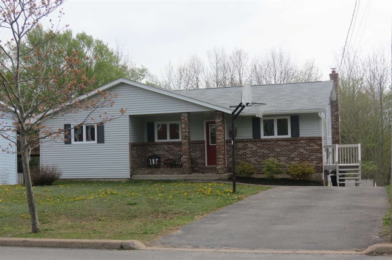 311 First Lake Drive, Sackville, (MLS® 202005766) RE/MAX nova