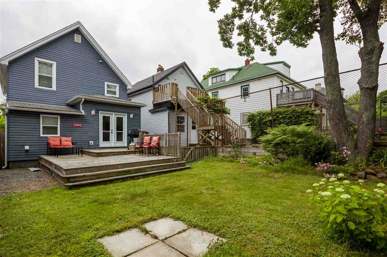 75 Prince Albert Road, Dartmouth, (MLS® 202013220) RE/MAX nova