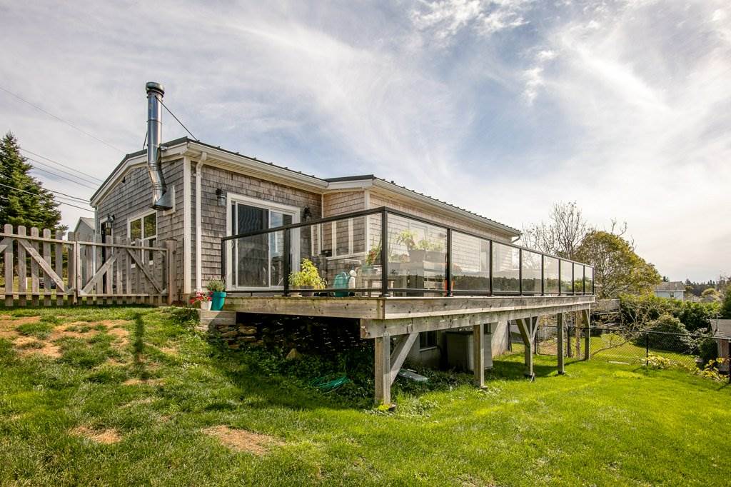 35 Shore Road, Herring Cove, (MLS® 202019728) RE/MAX nova