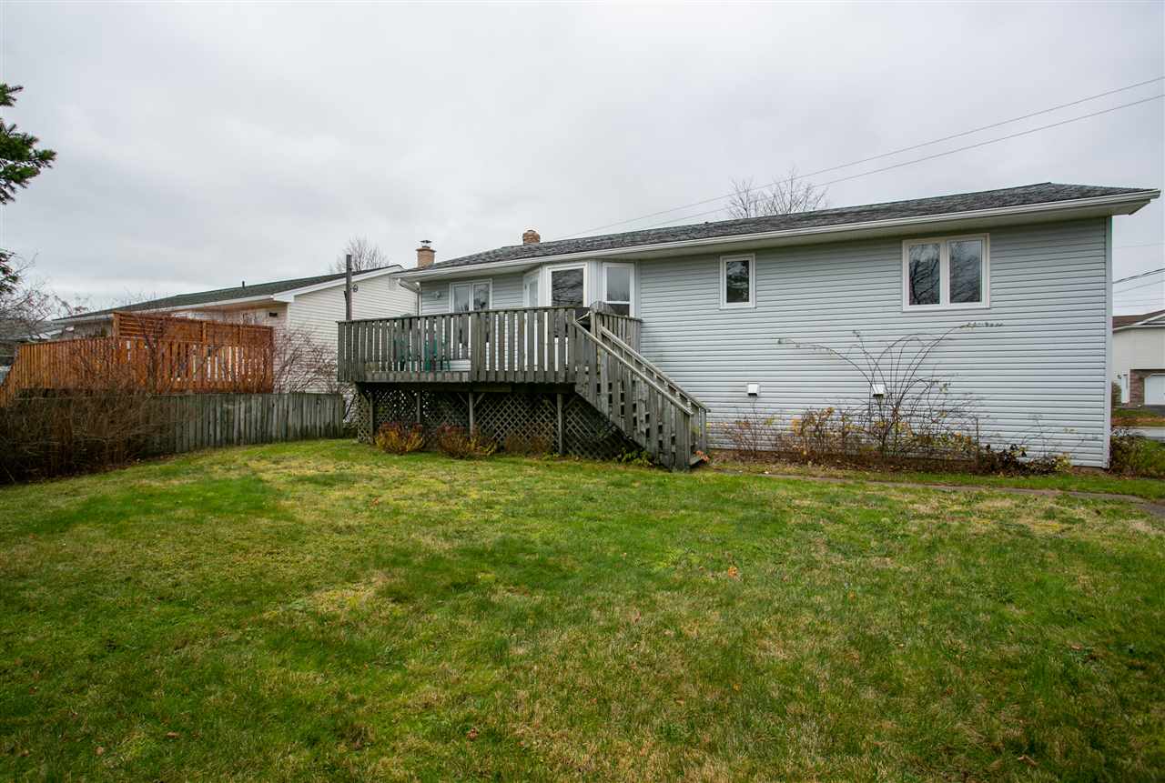 50 Willowdale Drive, Cole Harbour, (MLS® 202024057) RE/MAX nova