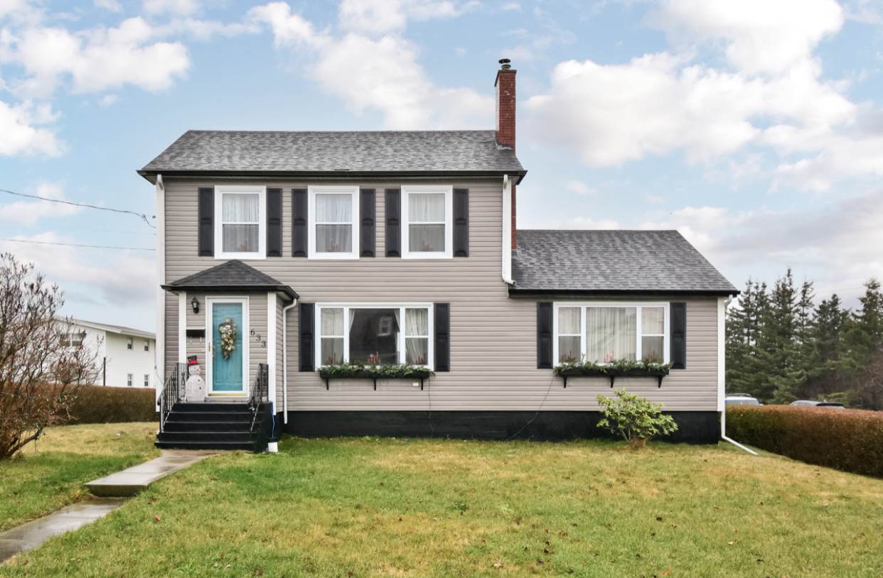 633 King Street, New Waterford, (MLS® 202025786) RE/MAX nova