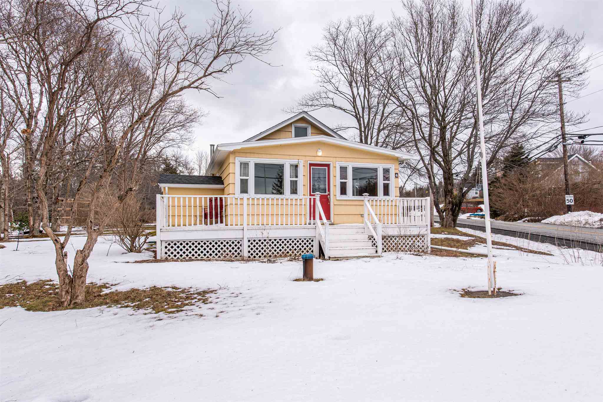 4 Terence Bay Road, Whites Lake, (MLS® 202103255) RE/MAX nova