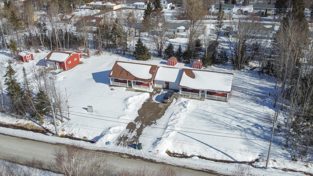 17 Aspen Grove, Howie Centre, (MLS® 202104066) RE/MAX nova