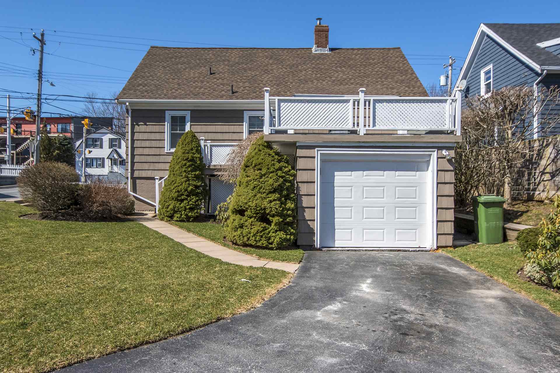 516 St. Margarets Bay Road, Halifax, (MLS® 202106712) RE/MAX nova