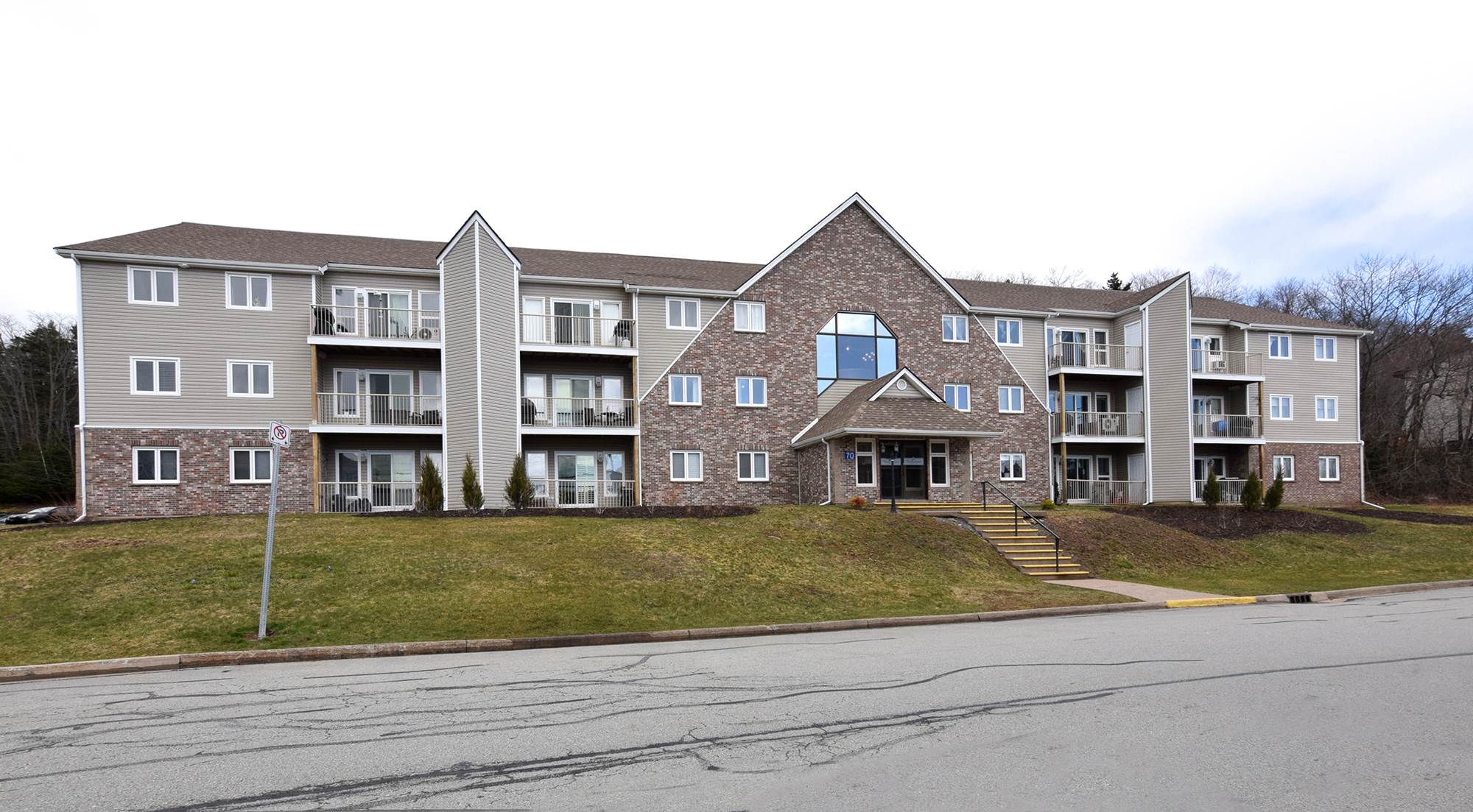 14 70 Collins Grove, Dartmouth, (MLS® 202107185) RE/MAX nova