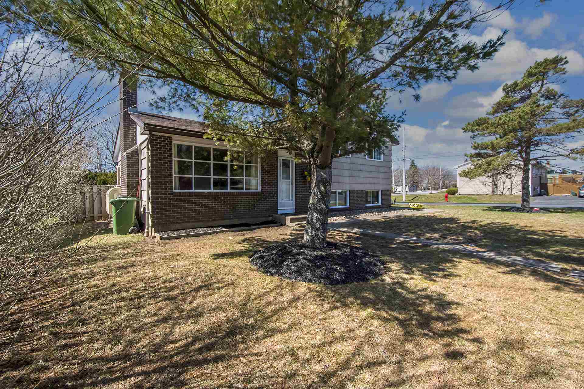 2 Delmac Court, Dartmouth, (MLS® 202107815) RE/MAX nova