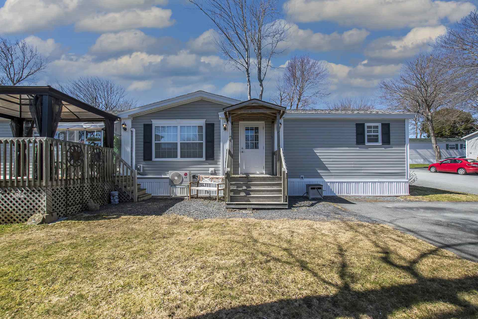 9 Seventh Street, Hammonds Plains, (MLS® 202107845) RE/MAX nova