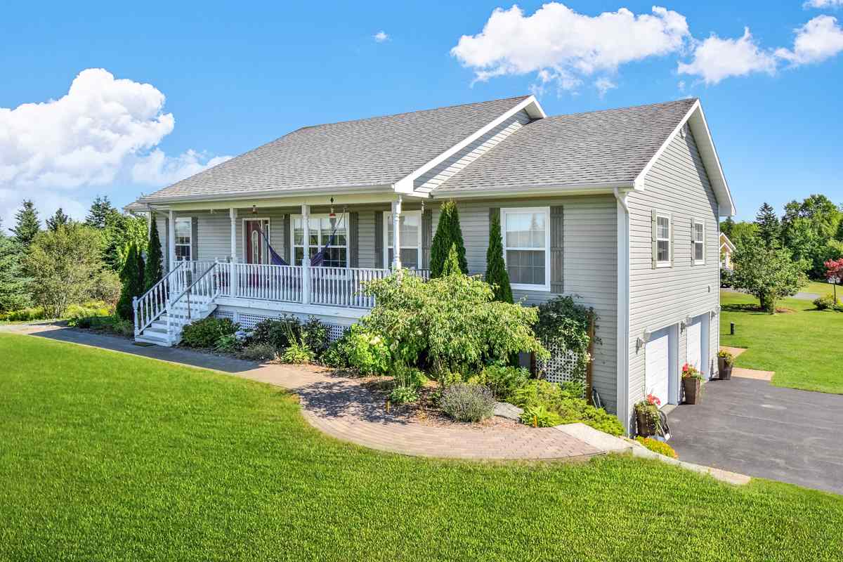 75 HAMPTON Drive, Sydney River, (MLS® 202110410) RE/MAX nova