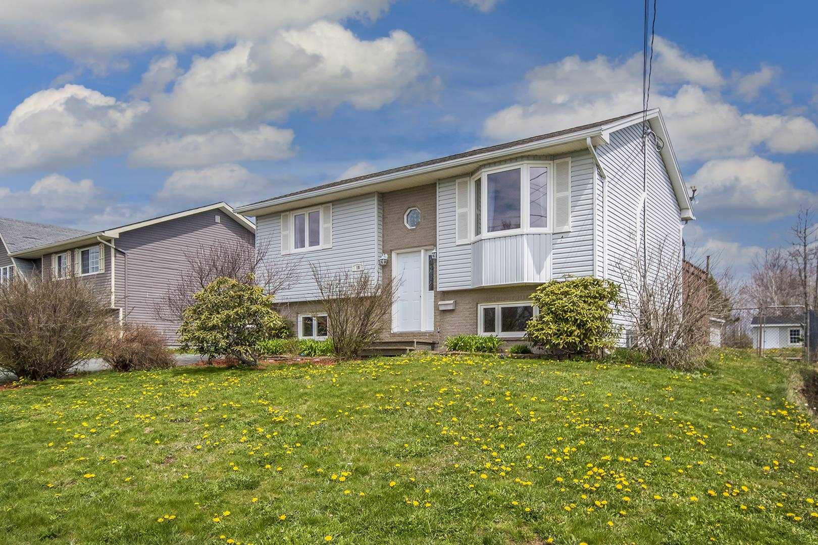 18 Old Lawrencetown Road, Dartmouth, (MLS® 202110886) RE/MAX nova