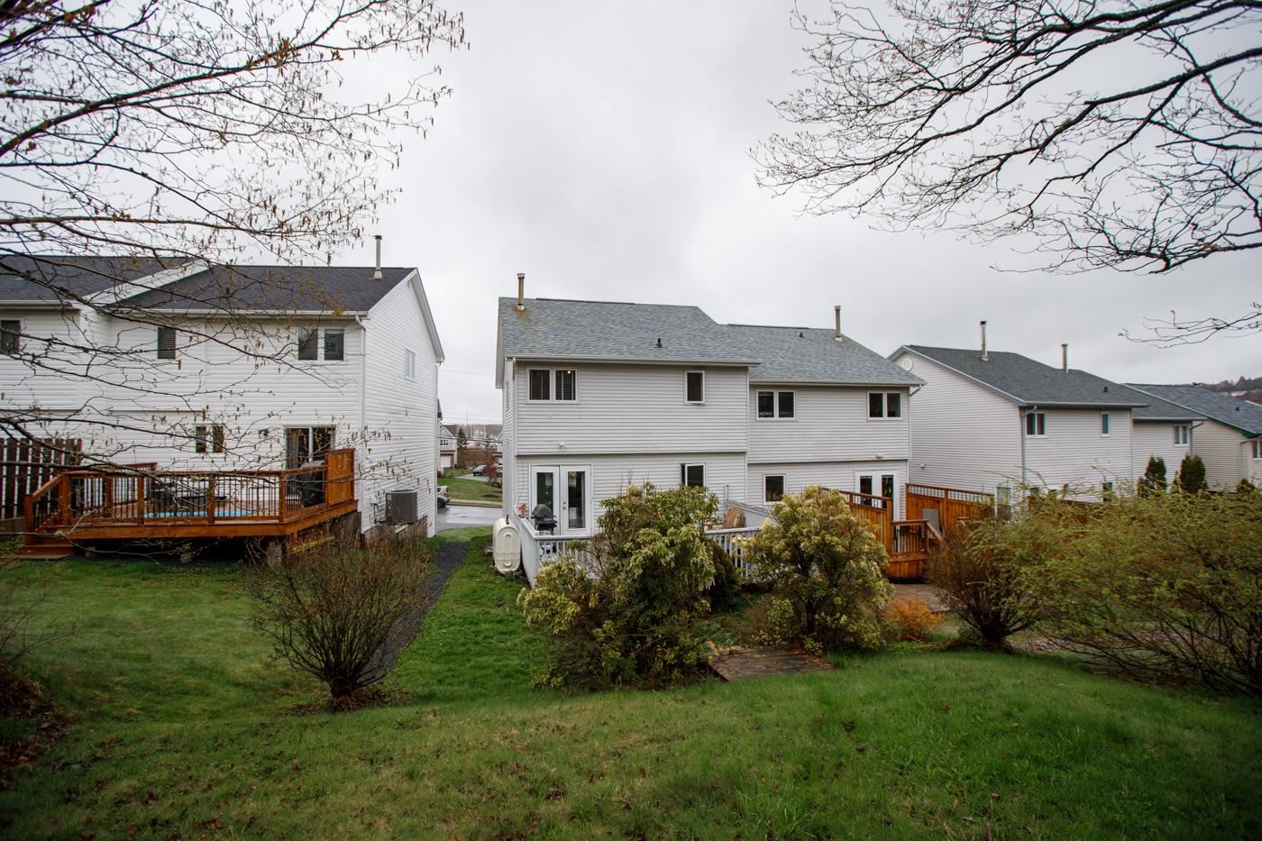 122 Russell Lake Drive, Dartmouth, (MLS® 202111087) RE/MAX nova