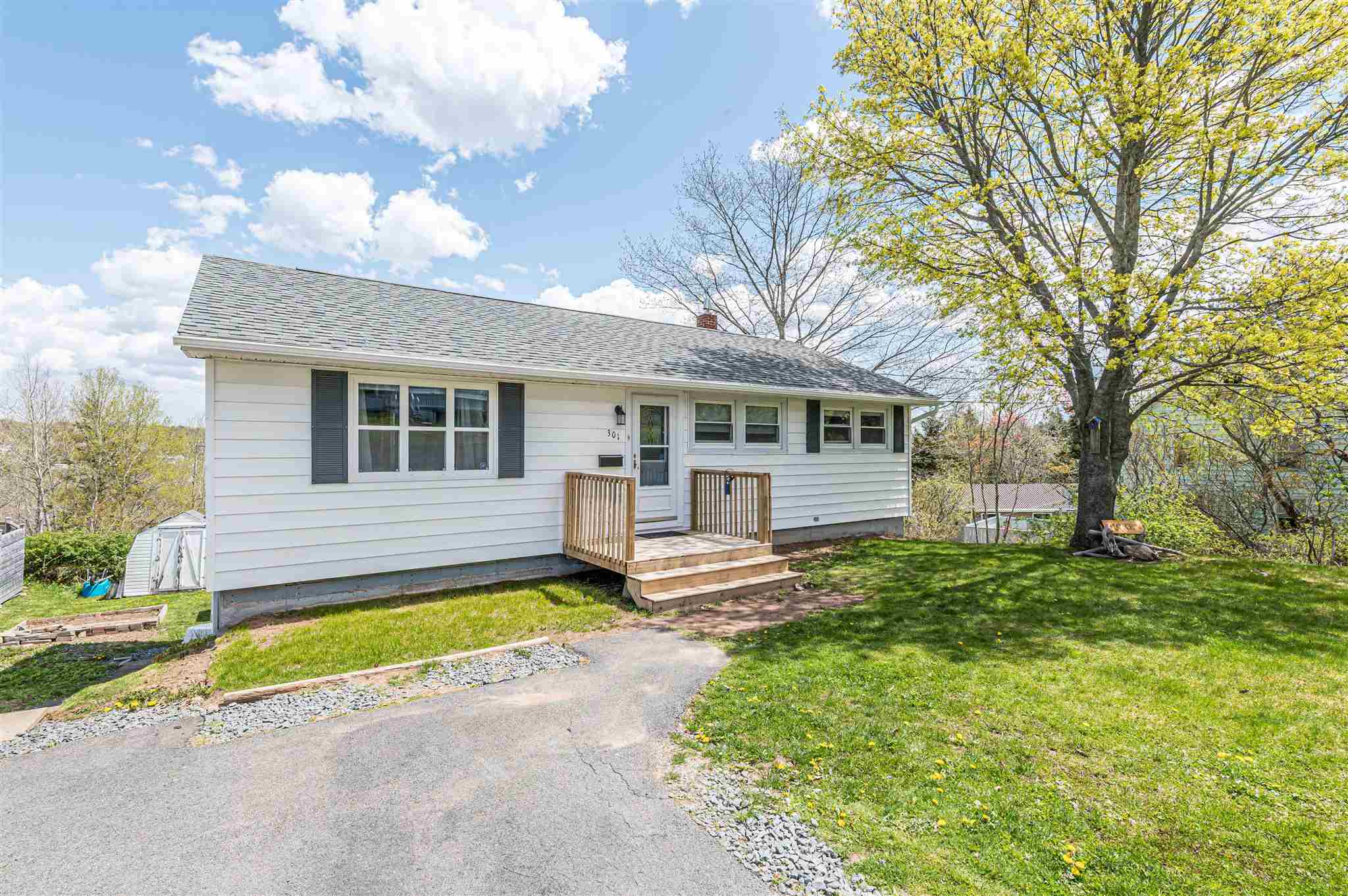 301 Old Sackville Road, Lower Sackville, (MLS® 202112603) RE/MAX nova