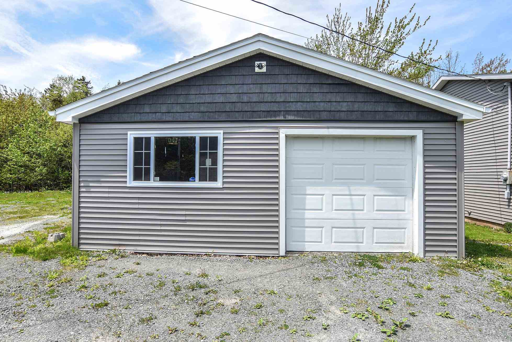 6189 Highway 2, Enfield, (MLS® 202113222) RE/MAX nova