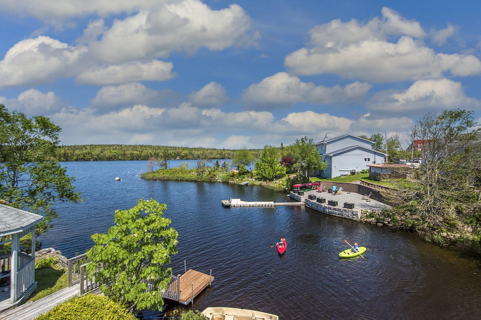 82 Governors Lake Drive, Timberlea, (MLS® 202114280) RE/MAX nova