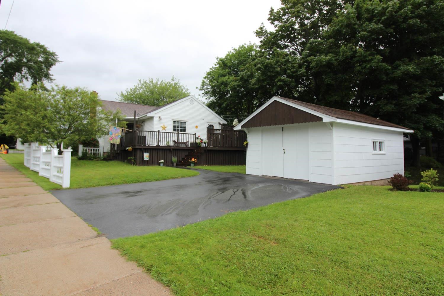 380 ROBIE Street, Truro, (MLS® 202118413) RE/MAX nova