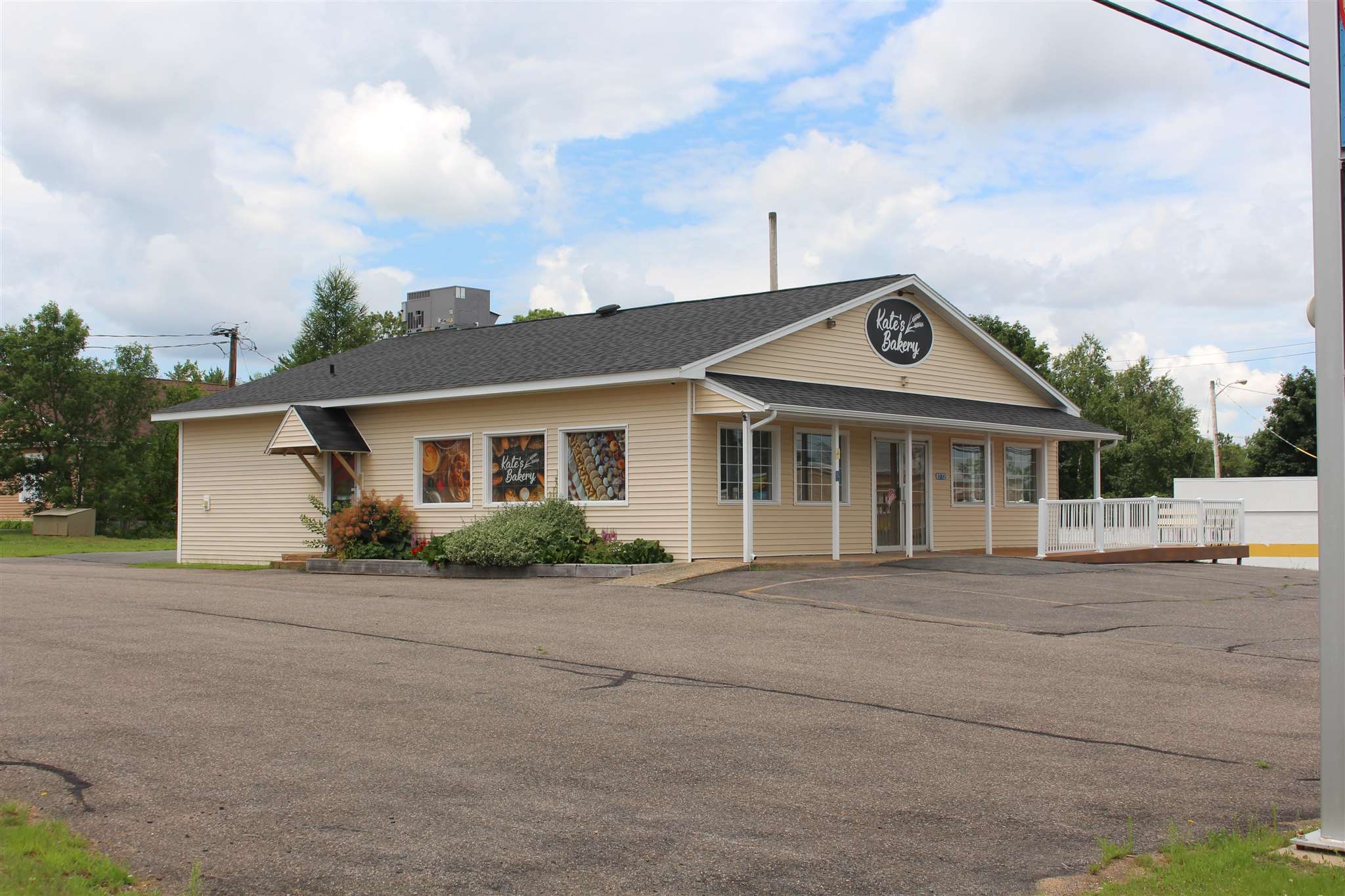 8772 Commercial Street, New Minas, (MLS® 202119381) RE/MAX nova