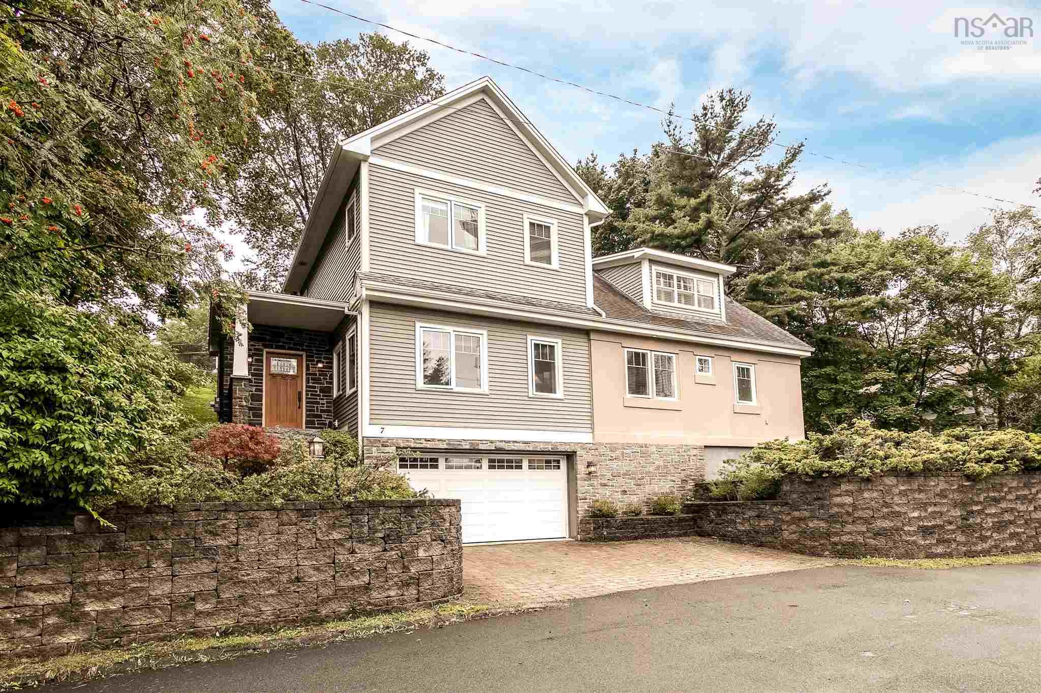 47 Herring Cove Rd, Halifax, Nova Scotia RE/MAX nova
