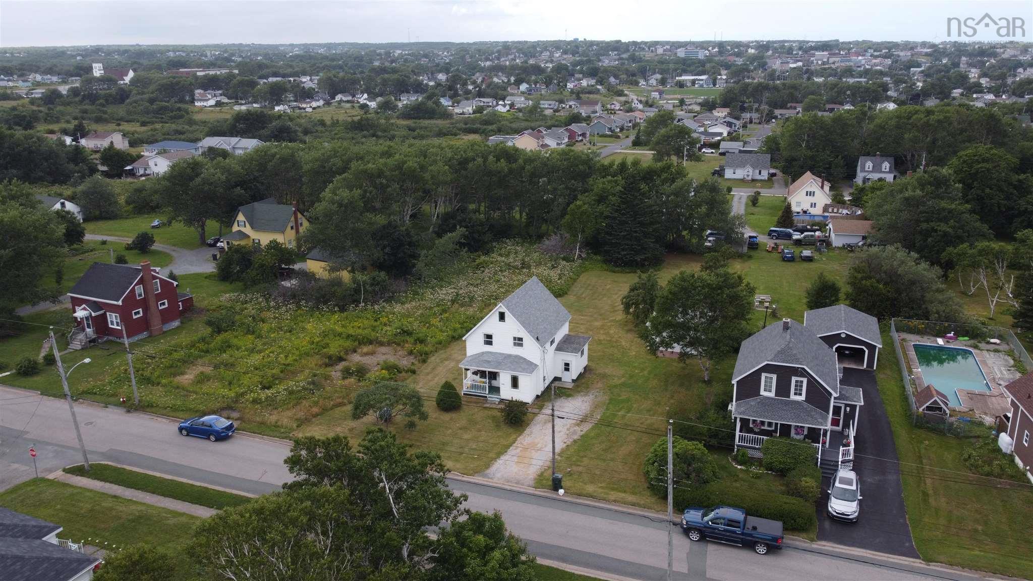 140 Douglas Avenue, Glace Bay, (MLS® 202120623) RE/MAX nova