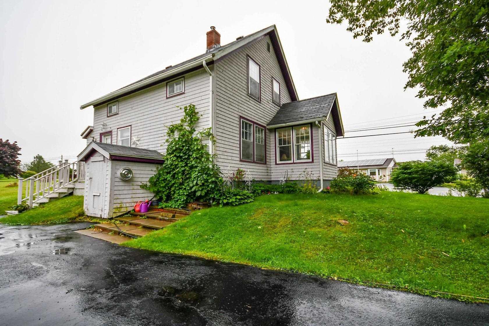 2804 Sackville Drive, Upper Sackville, (MLS® 202120856) RE/MAX nova