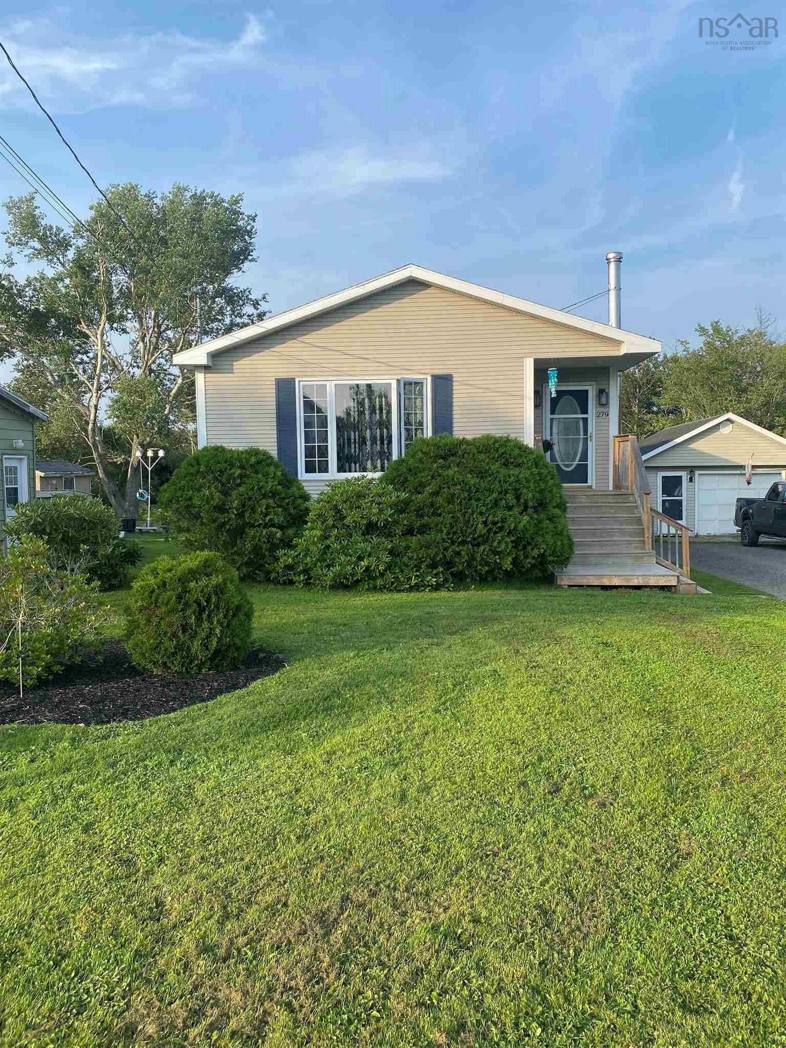 279 Lake Road, Glace Bay, (MLS® 202121366) RE/MAX nova