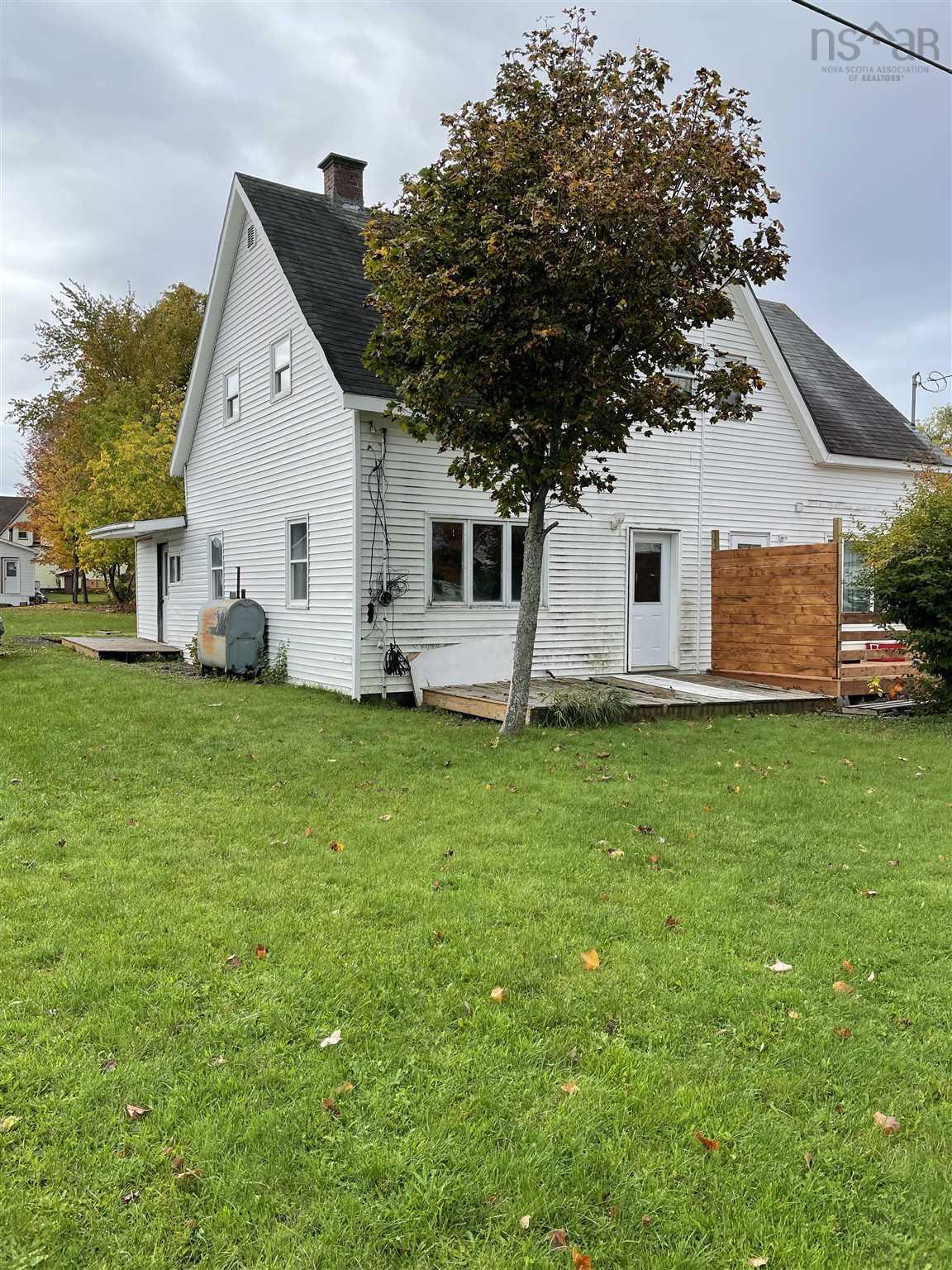 11 Coll Avenue, Stellarton, (MLS® 202127557) RE/MAX nova