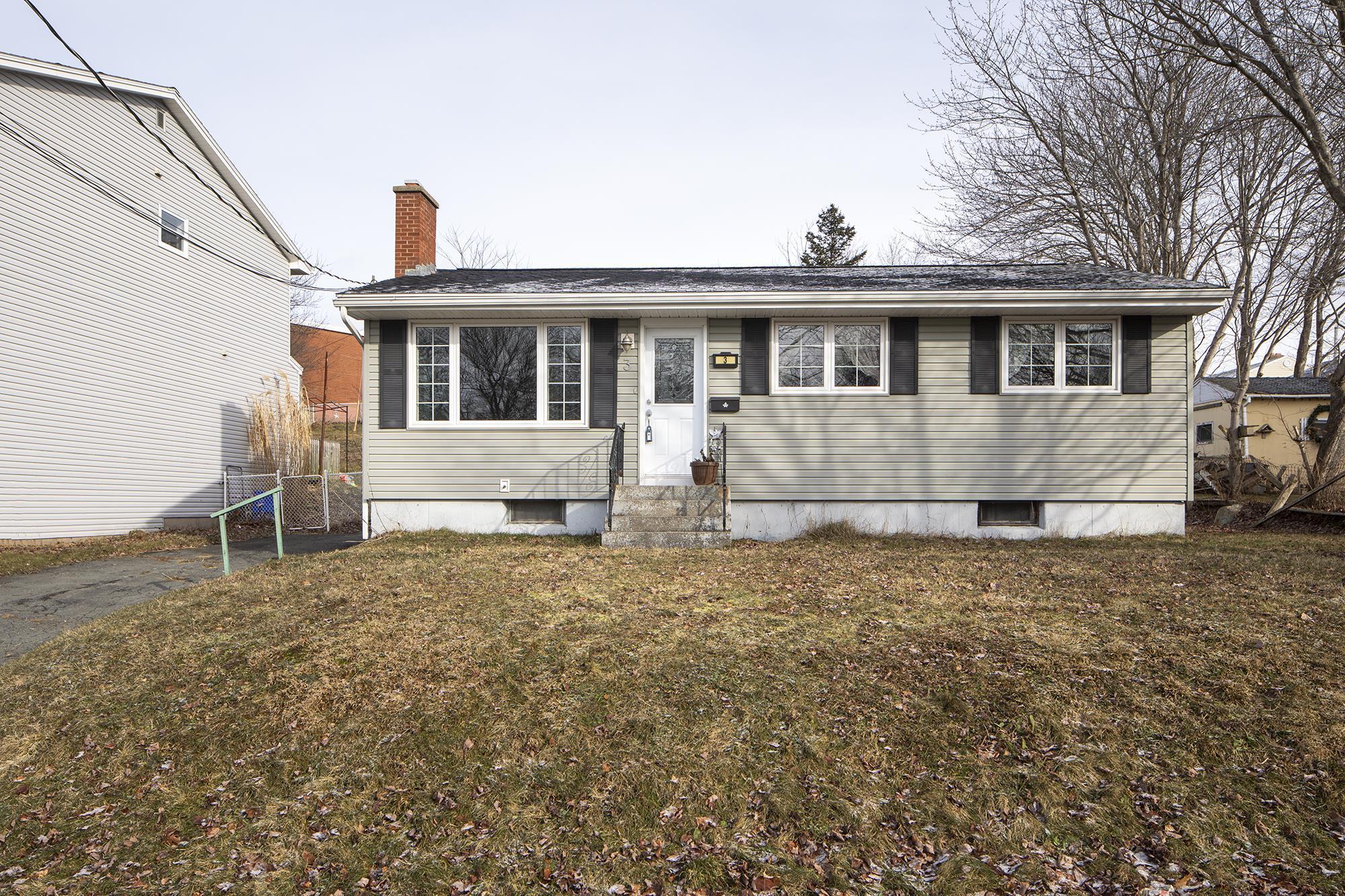 3 Lynn Drive, Dartmouth, (MLS® 202200112) RE/MAX nova