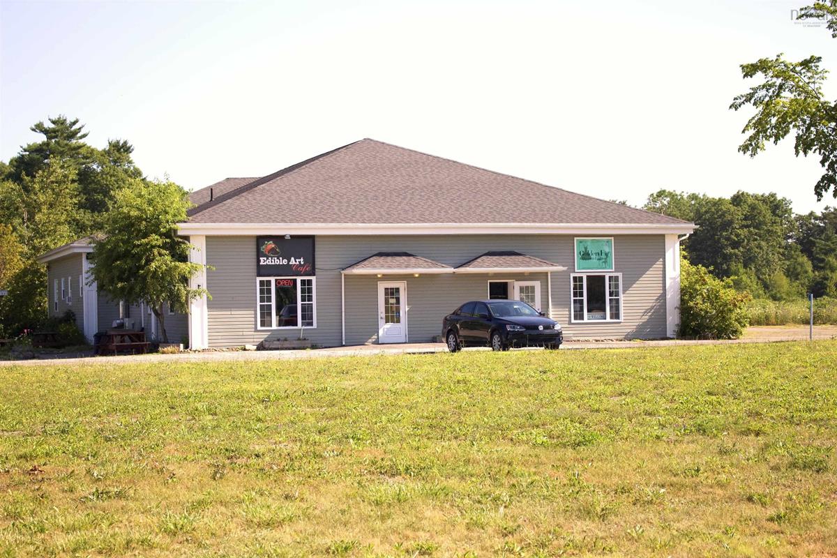 9701 Commercial Street, New Minas, (MLS® 202202650) RE/MAX nova