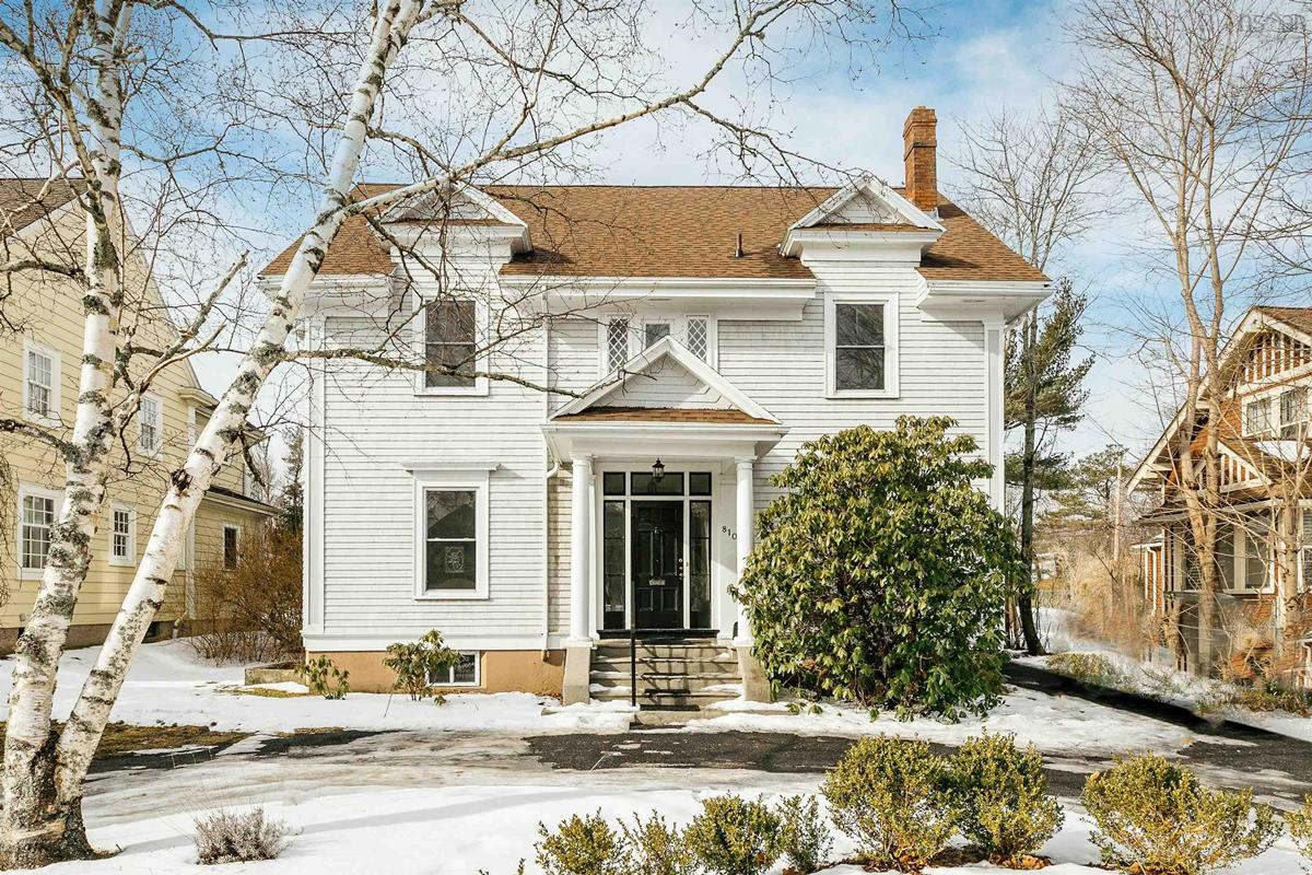 810 Young Avenue, Halifax, (MLS® 202204138) RE/MAX nova