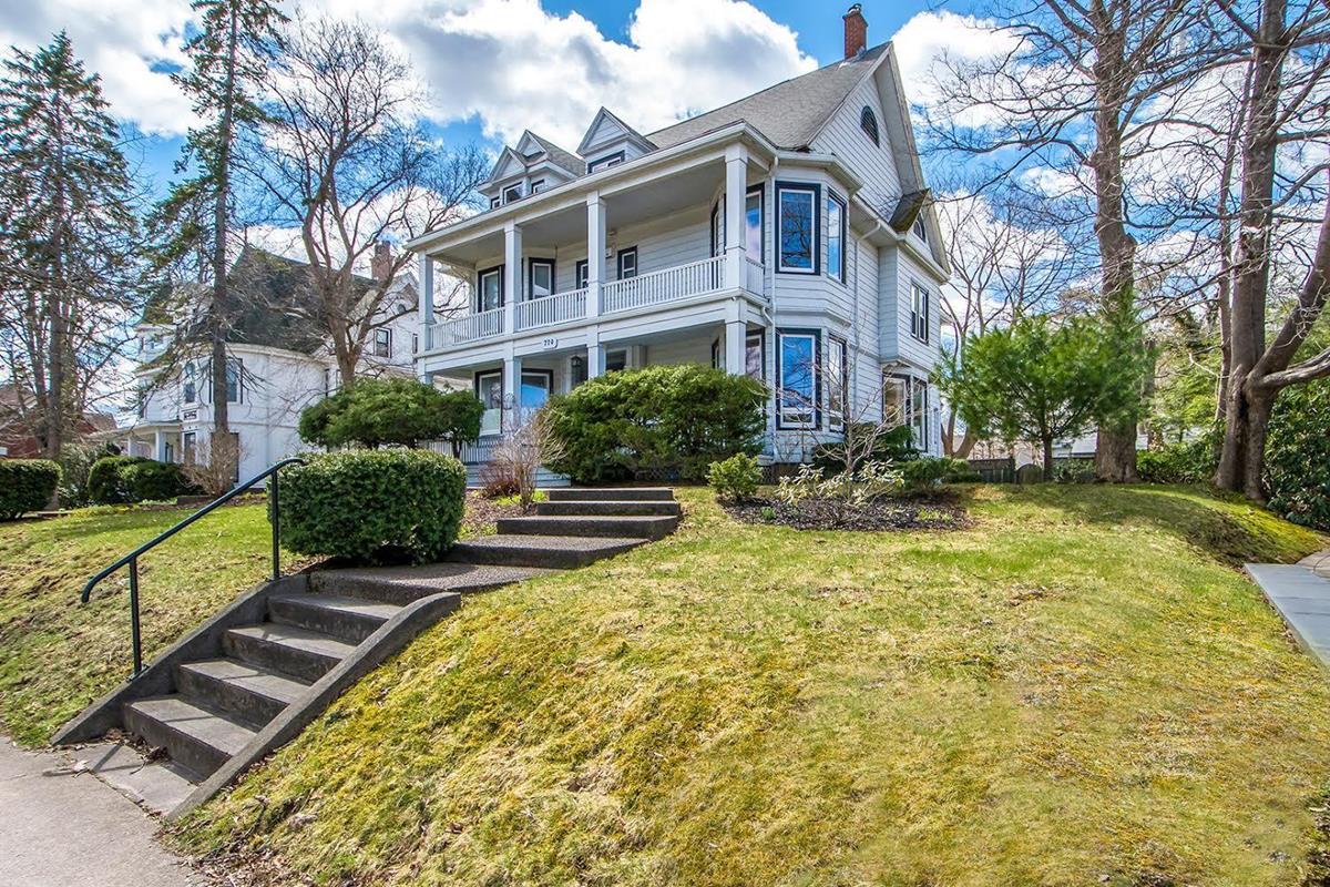 770 Young Avenue, Halifax, (MLS® 202206003) RE/MAX nova