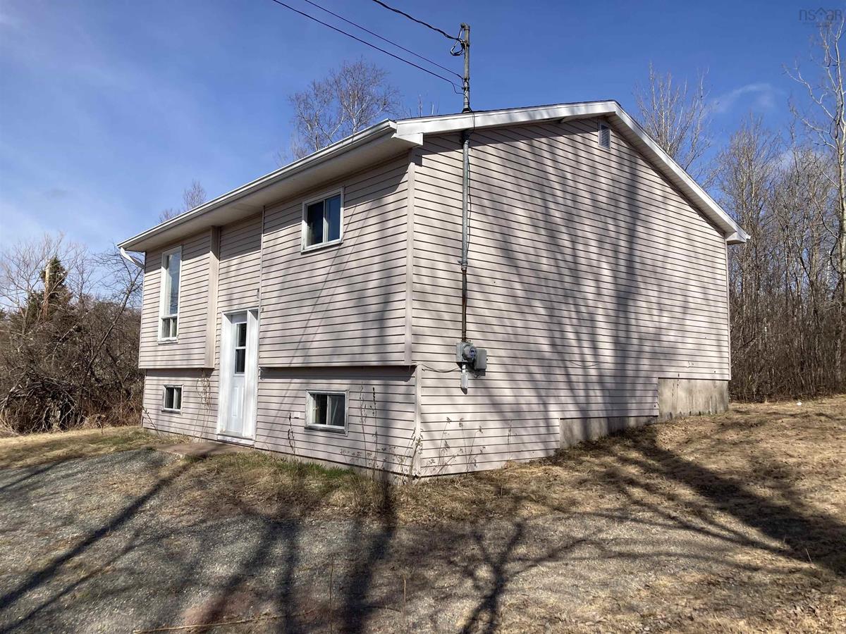 52 Anderson Road, Springhill, (MLS® 202208636) RE/MAX nova