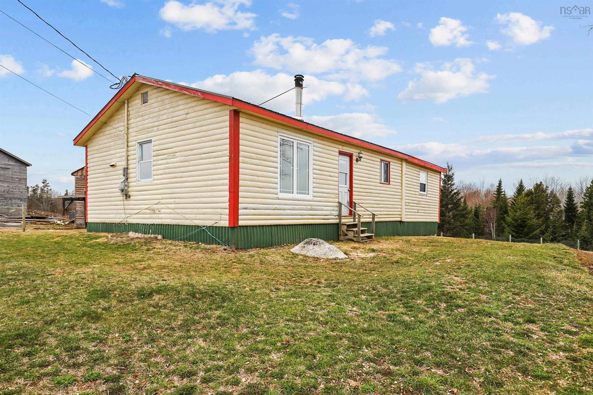 1367 Highway 12, Chester Grant, (MLS® 202208832) RE/MAX nova