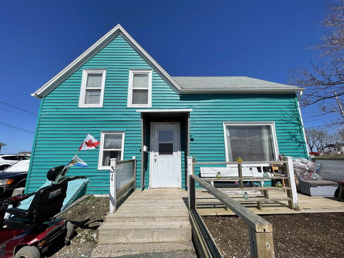 31 Warren Street, Glace Bay, (MLS® 202209524) RE/MAX nova