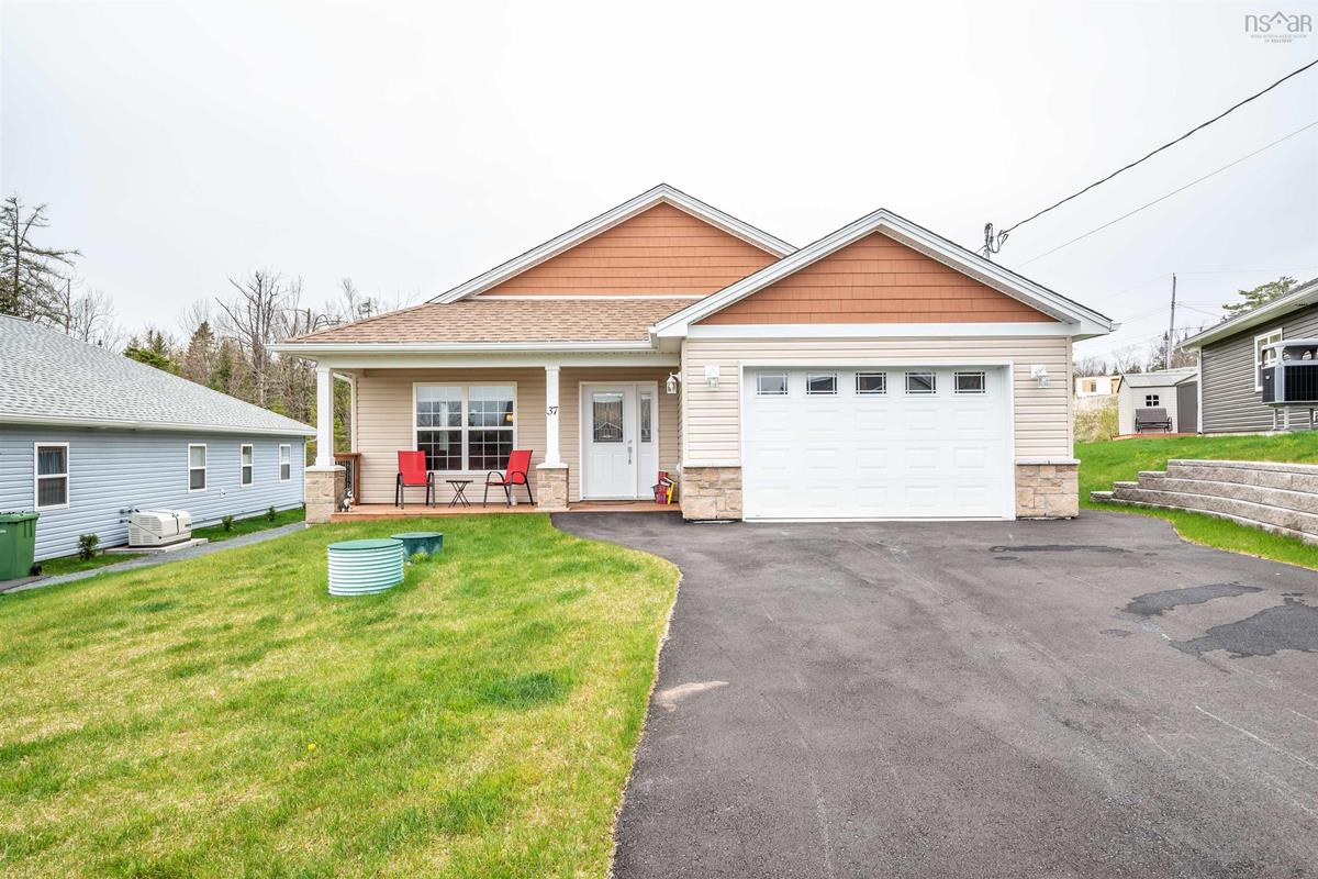 37 Buttercup Grove, Upper Sackville, (MLS® 202210727) RE/MAX nova