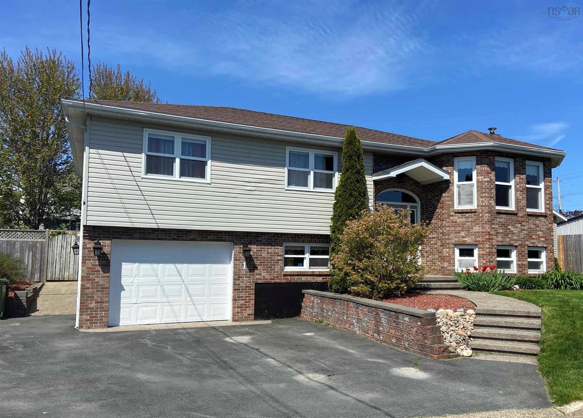 1 Memorial Drive, Dartmouth, (MLS® 202211638) RE/MAX nova