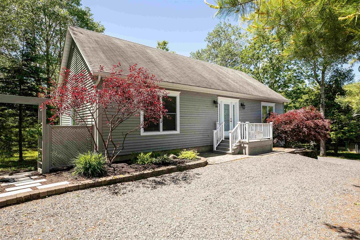 126 Hawthorn Road, Mahone Bay, (MLS® 202213640) RE/MAX nova