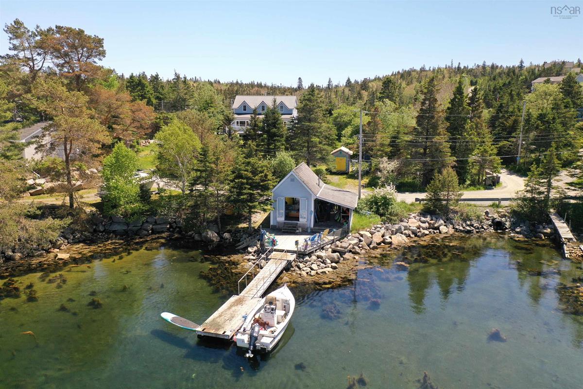 3 Penns Road, Shad Bay, (MLS® 202213744) RE/MAX nova