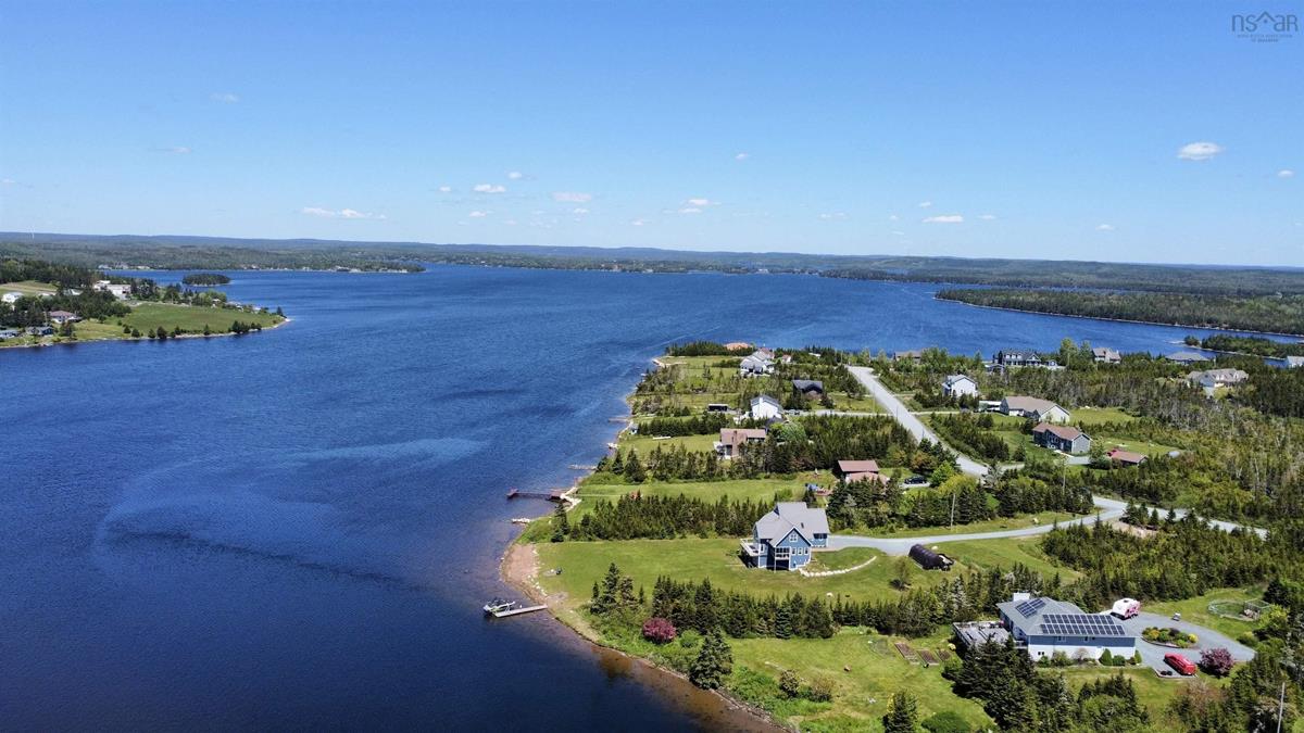 4 Emerald Drive, Three Fathom Harbour, (MLS® 202213817) RE/MAX nova