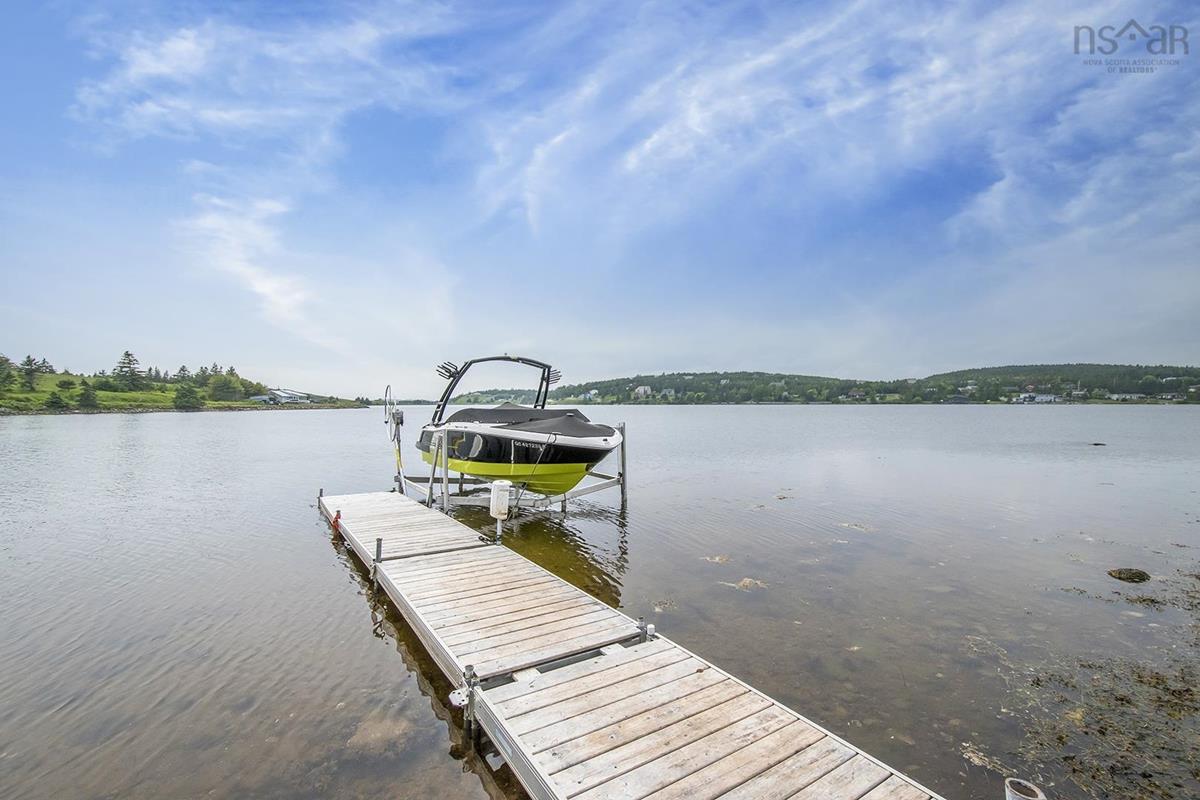 4 Emerald Drive, Three Fathom Harbour, (MLS® 202213817) RE/MAX nova