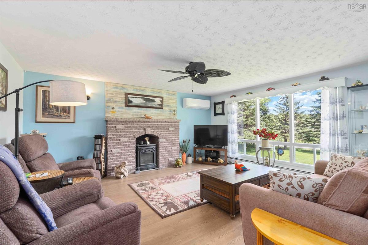 835 Parker Mountain Road, Parkers Cove, (MLS® 202215933) RE/MAX nova