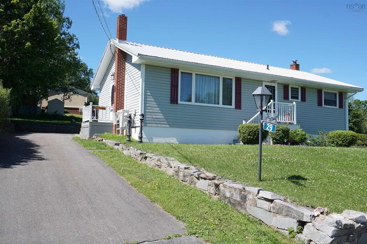 29 Maple Avenue, Hantsport, (MLS® 202216095) RE/MAX nova
