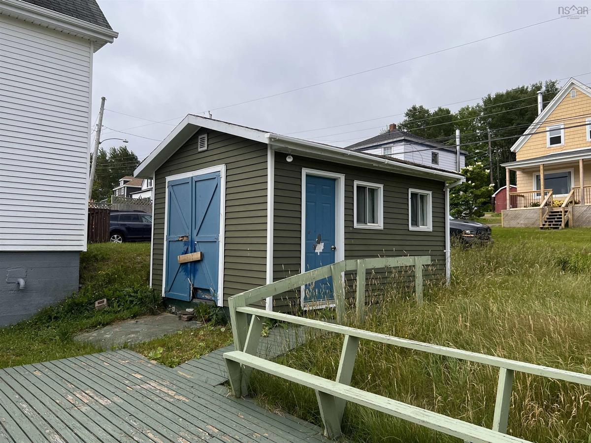 437 Macleod Street, Mulgrave, (MLS® 202216931) RE/MAX nova