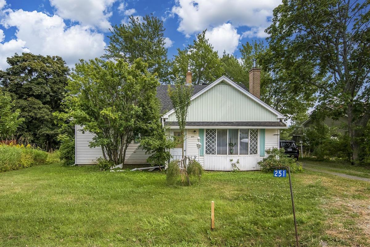 251 Town Road, Falmouth, (MLS® 202218238) RE/MAX nova