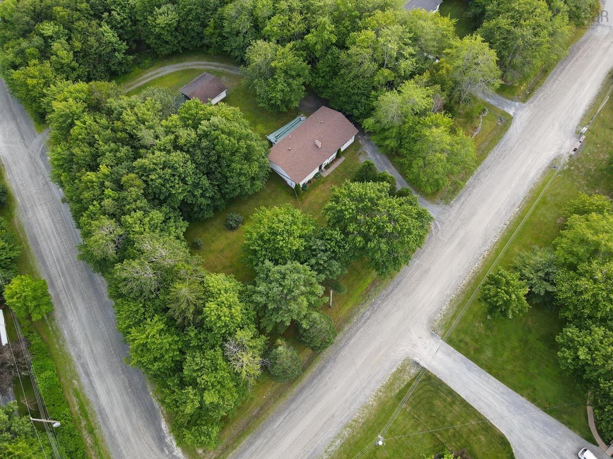 7 Frederick Avenue, Mount Uniacke, (MLS® 202218317) RE/MAX nova