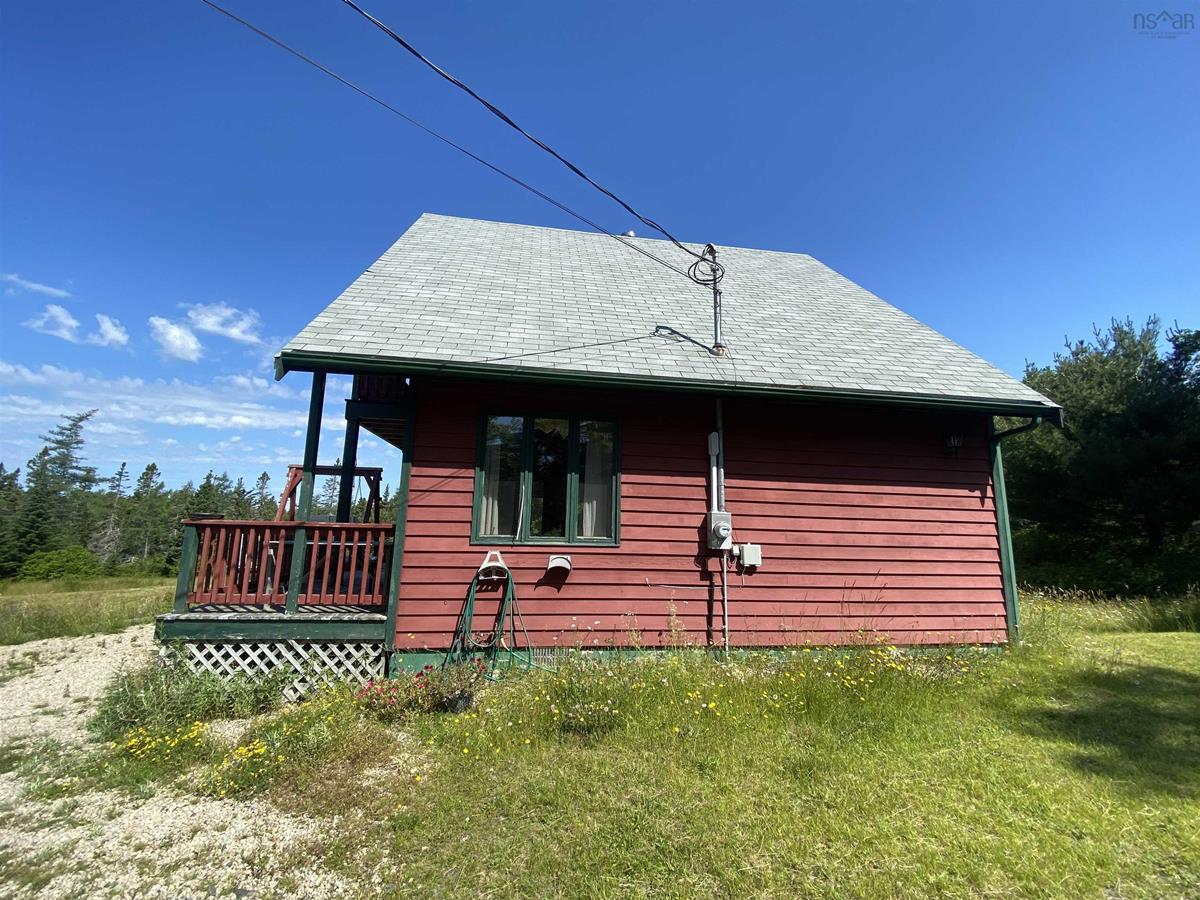 21 Somerset Drive, East Sable River, (MLS® 202218876) RE/MAX nova