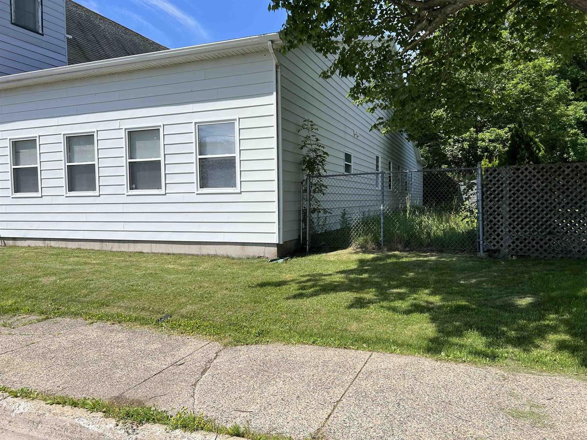 30 Clyde Avenue, Sydney Mines, (MLS® 202218882) RE/MAX nova