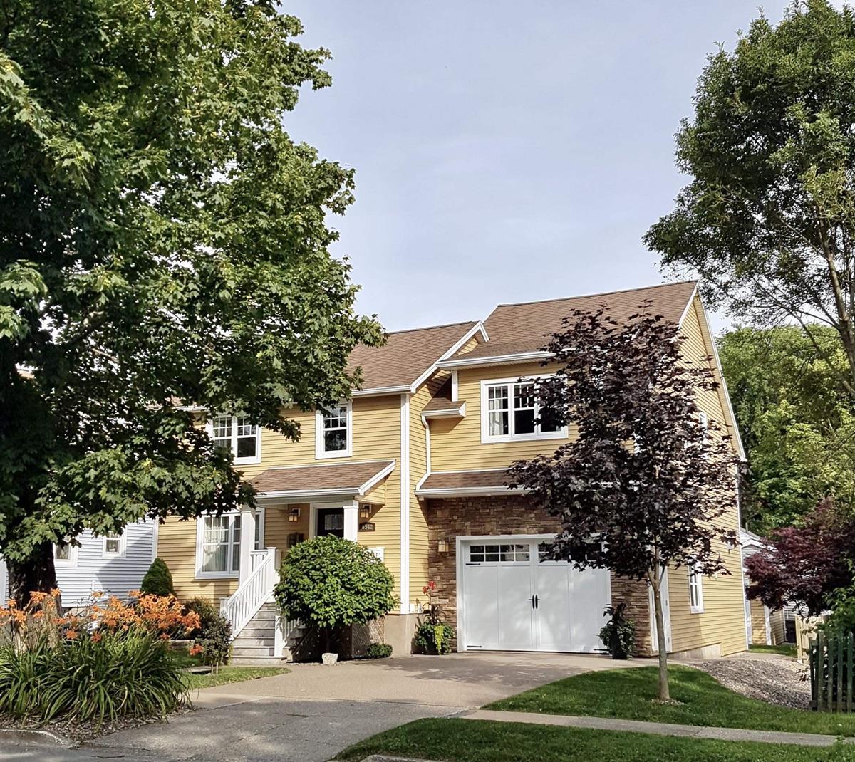 6542 Vienna Street, Halifax, (MLS® 202220196) RE/MAX nova