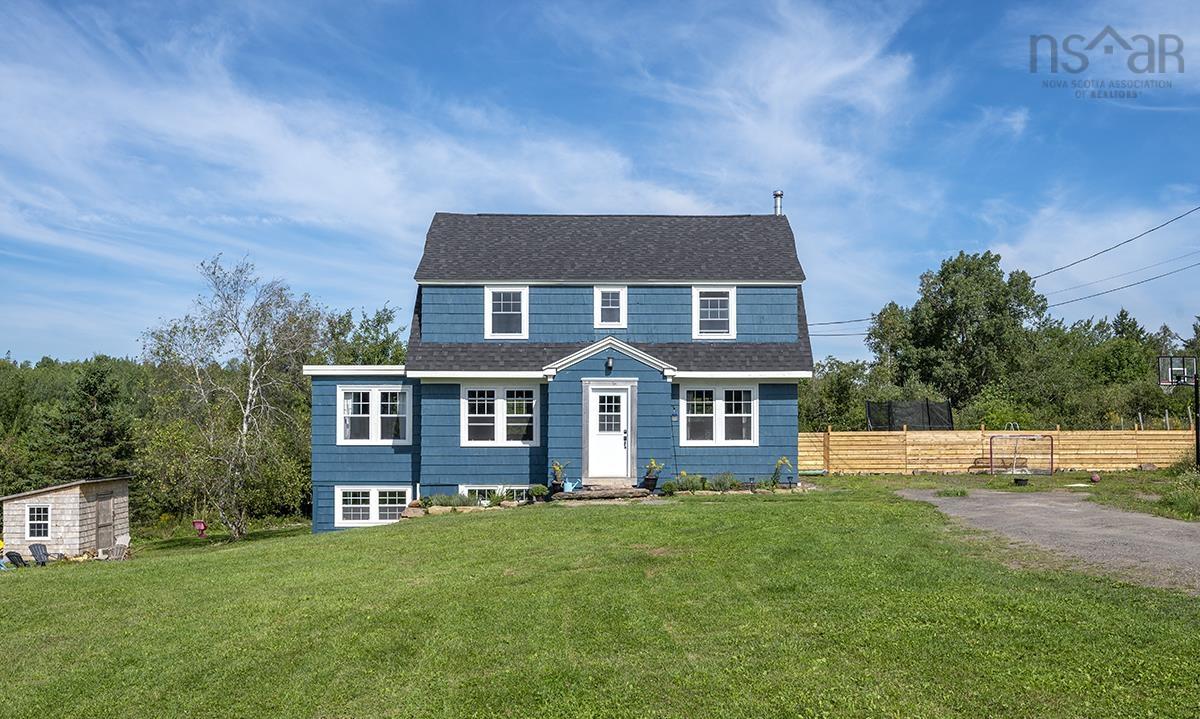 1877 Davidson Street, Lumsden Dam, (MLS® 202220681) RE/MAX nova