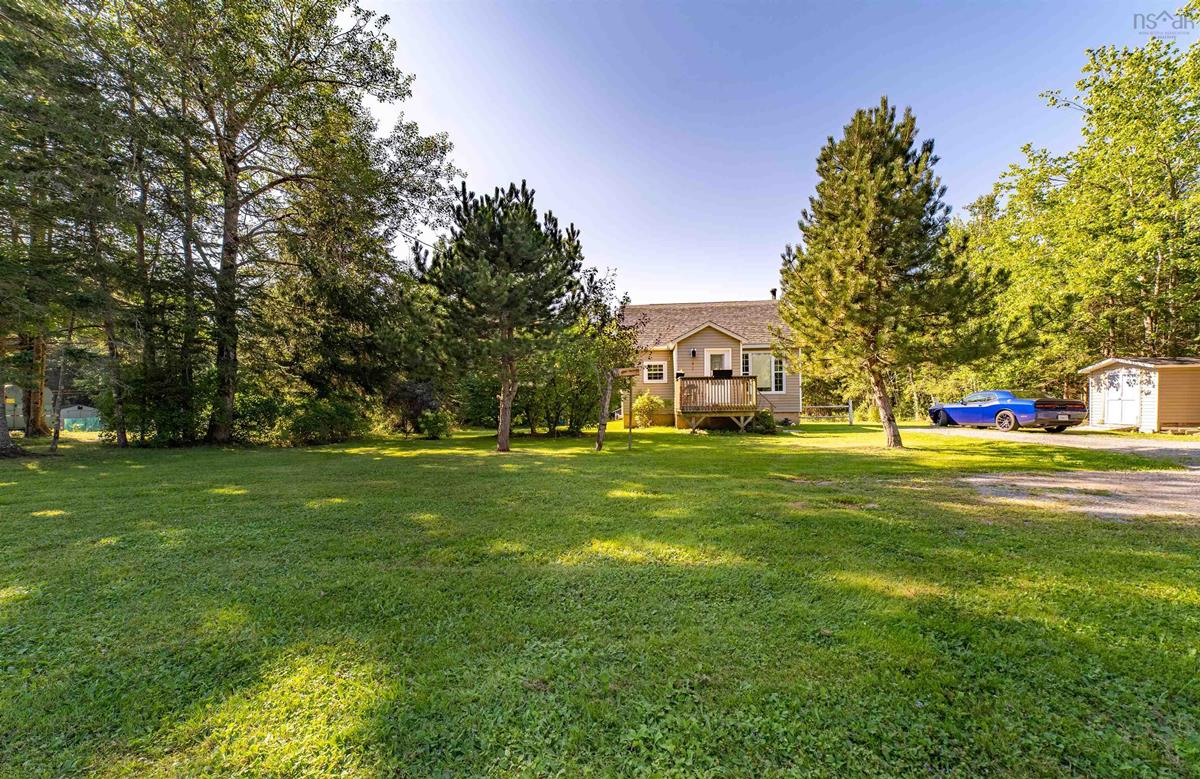 19218 Highway 2, Fort Ellis, (MLS® 202221144) RE/MAX nova