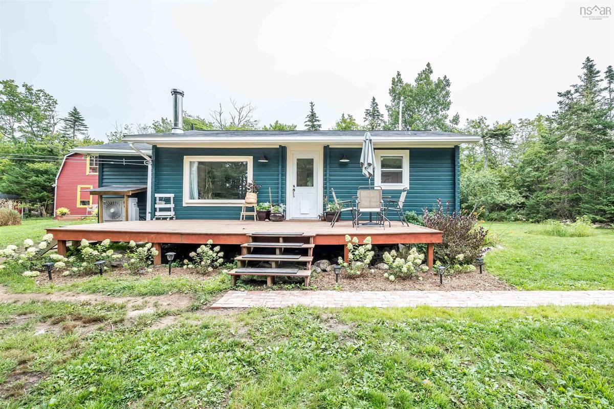 143 Brennans Road, Prospect Bay, (MLS® 202221237) RE/MAX nova