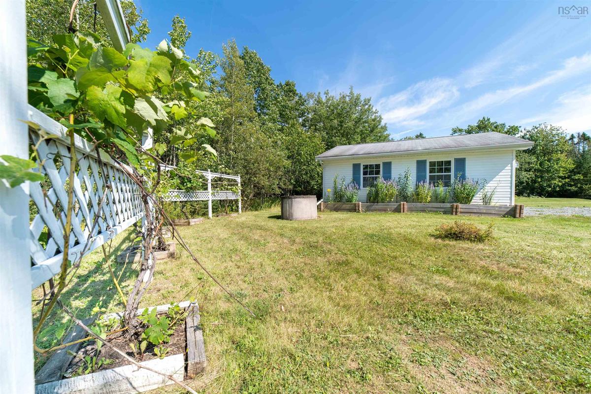 56 Garden Road, Belnan, (MLS® 202221496) RE/MAX nova