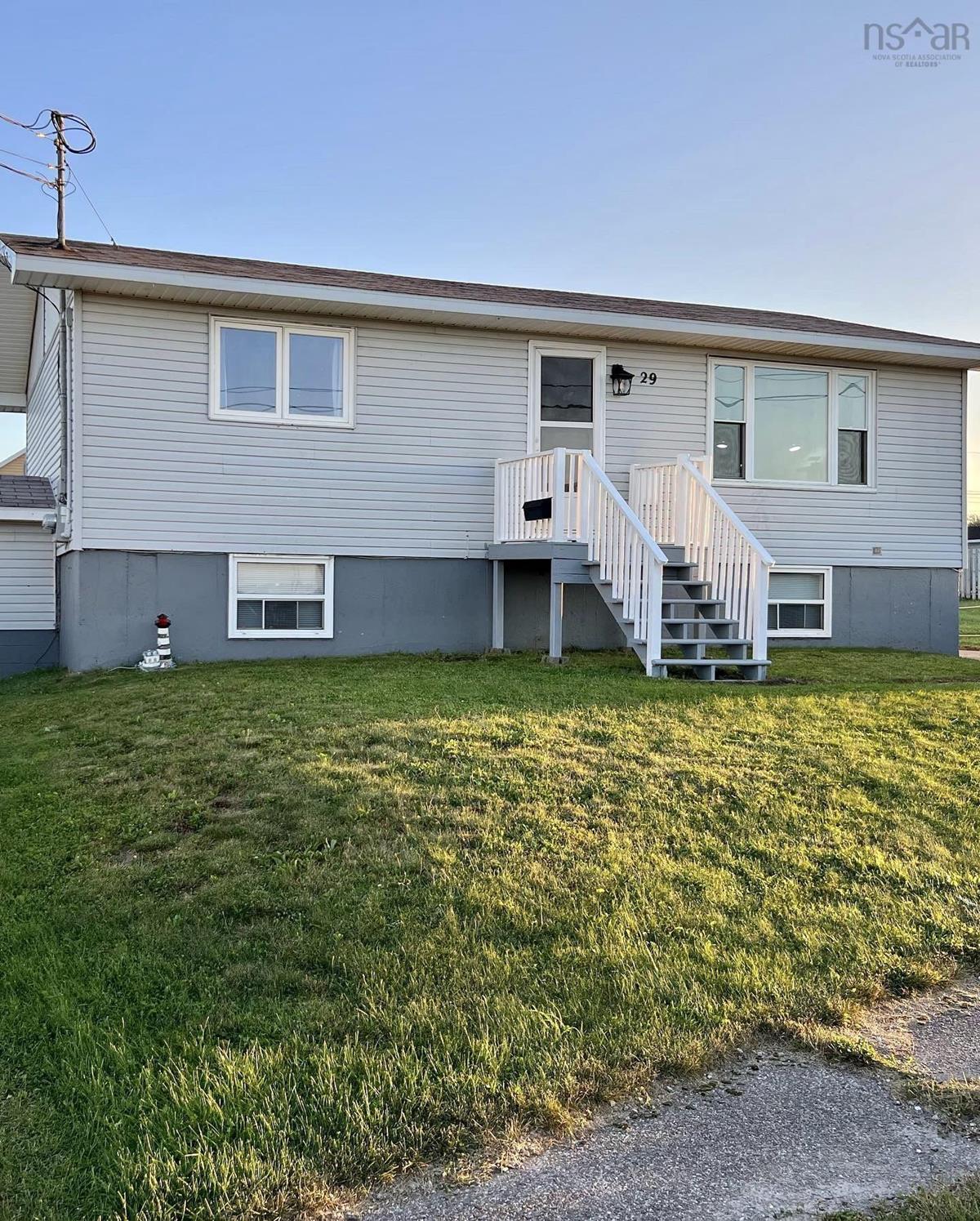 29 Roost Street, Glace Bay, (MLS® 202222289) RE/MAX nova